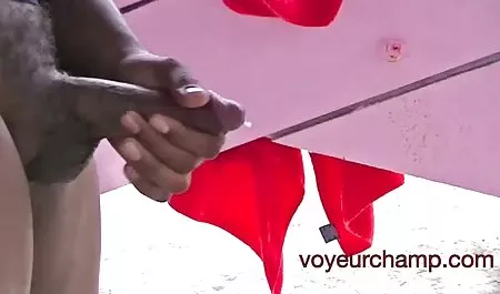红发青少年采取黑迪克体内射精