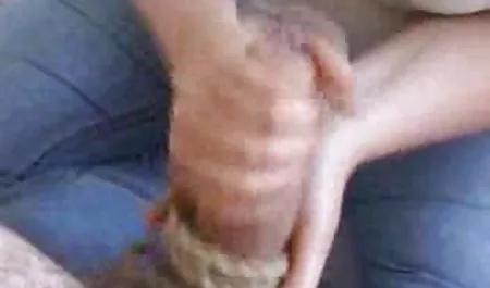 性感的黑色小鸡剪他们的pussies